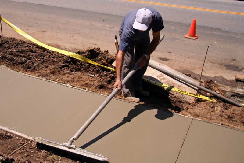 Sidewalk Curb Installation